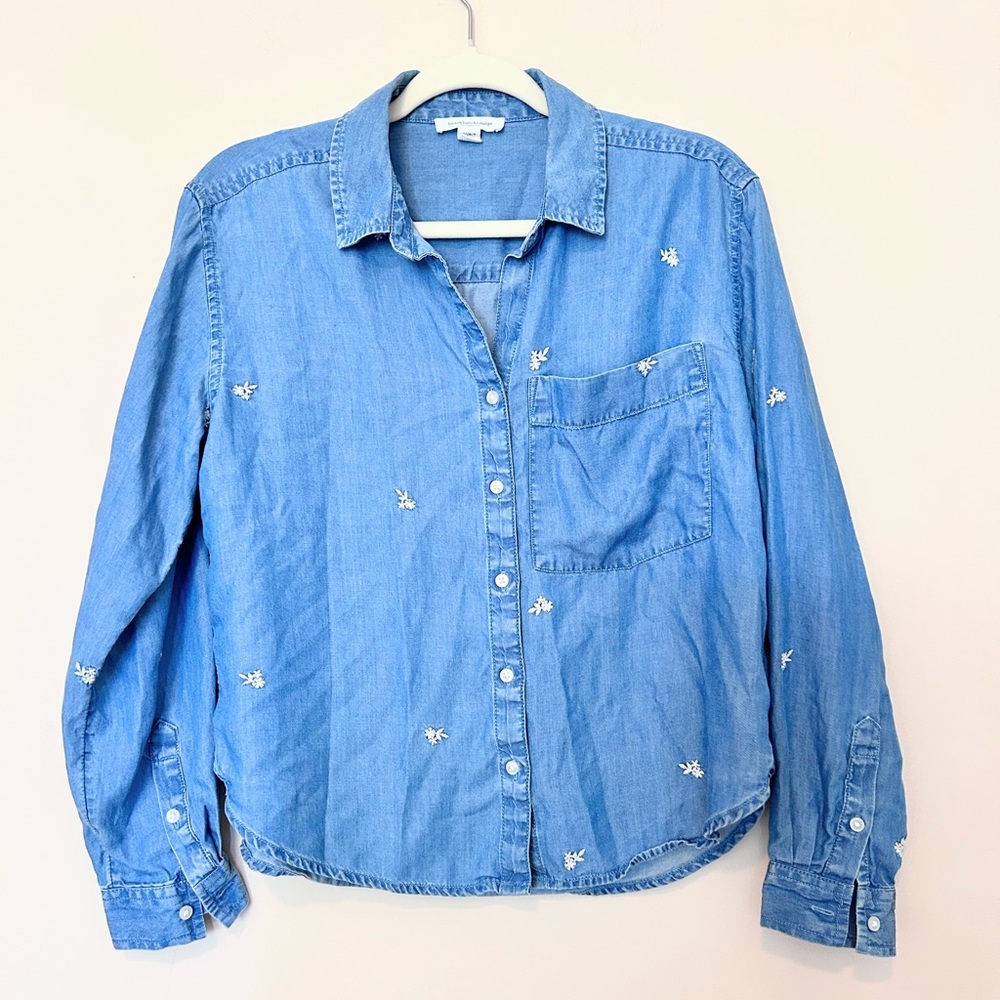 Blue Denim Button-Up Shirt with Floral Embroidery